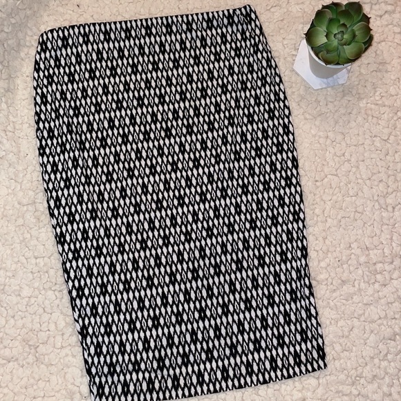 Vince Camino Pencil Women’s Skirt - Picture 4 of 7